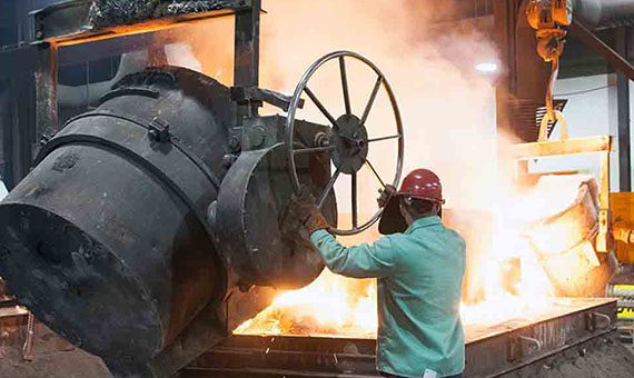 Sand Casting Pour